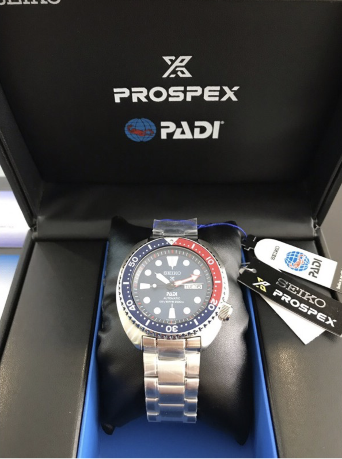 Seiko Prospex PADI Diver’s 200m (SRPE99K1)